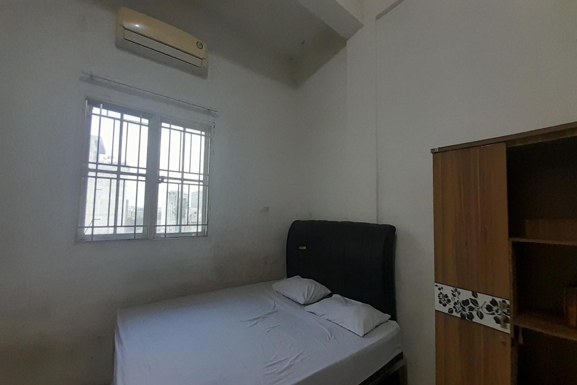 Hotel Spot On 93782 Hasibuan Syariah 2*