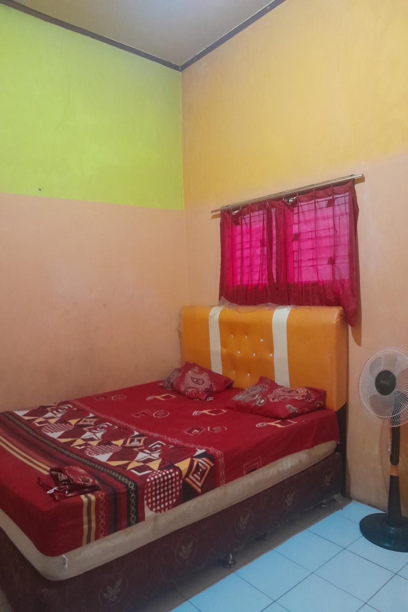 Hotel Spot On 93782 Hasibuan Syariah 2*